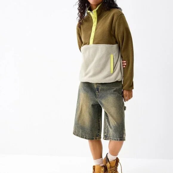 NWT Colour block polar fleece sweater - Picture 4 of 5